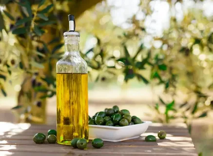 فروش روغن زیتون بکر طارم به صورت عمده